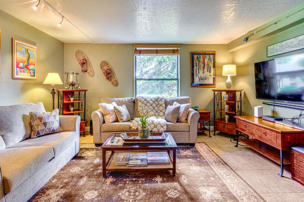 half Block to Lift Bus Stop Condo in Park City, Park City