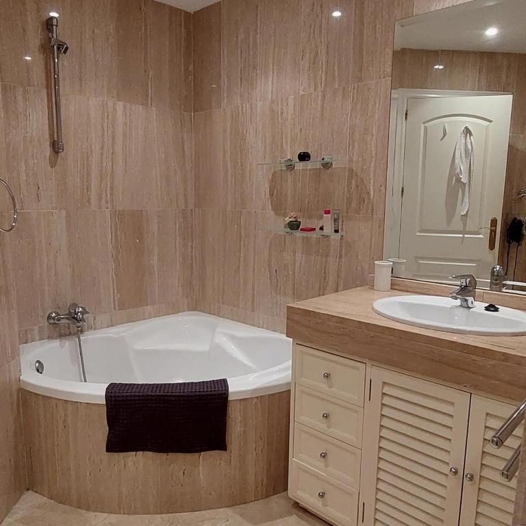 Marbella elviria playa Los Jardines de santa maria golf wifi et Parking gratuit - 3