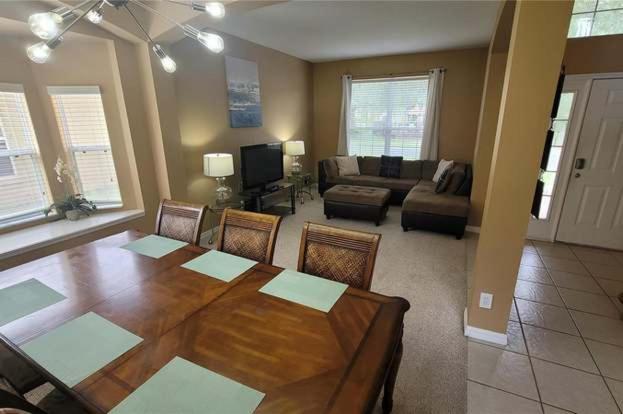 Solana Retreat, Davenport