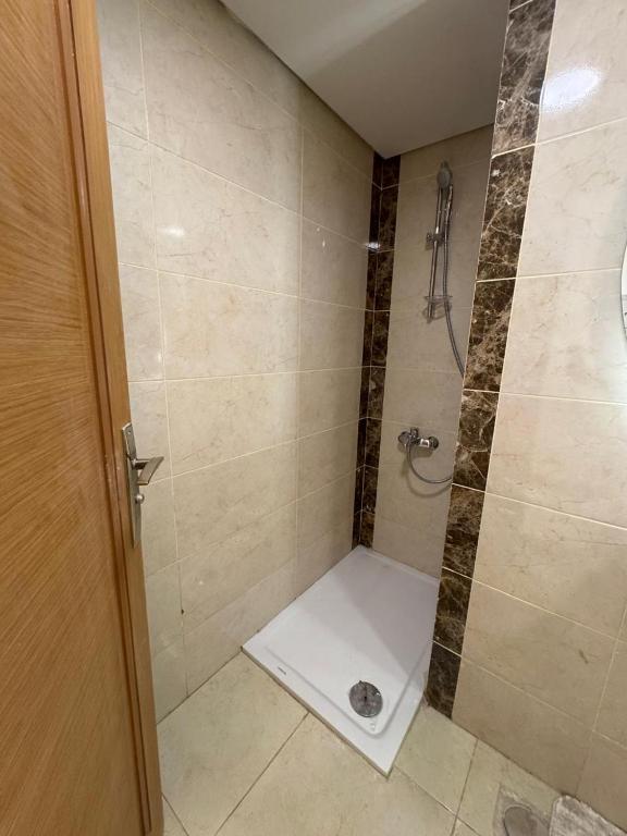 Nyoum new cairo, Káhira