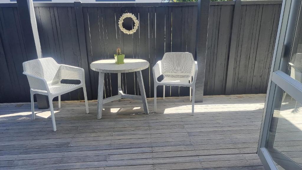 OTAH245A - OTAHU BEACH ESCAPE, Whangamata