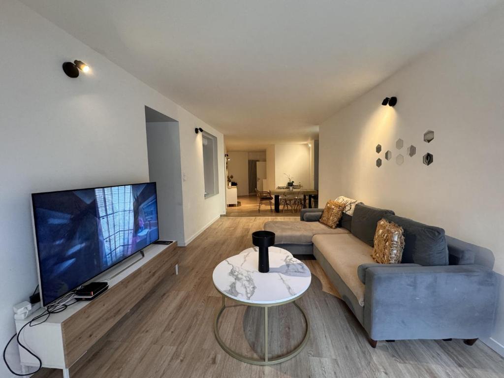 Apartment in Écommoy near Le Mans Circuit, Écommoy