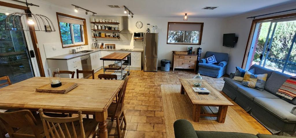 A2@Port Willy, Port Willunga