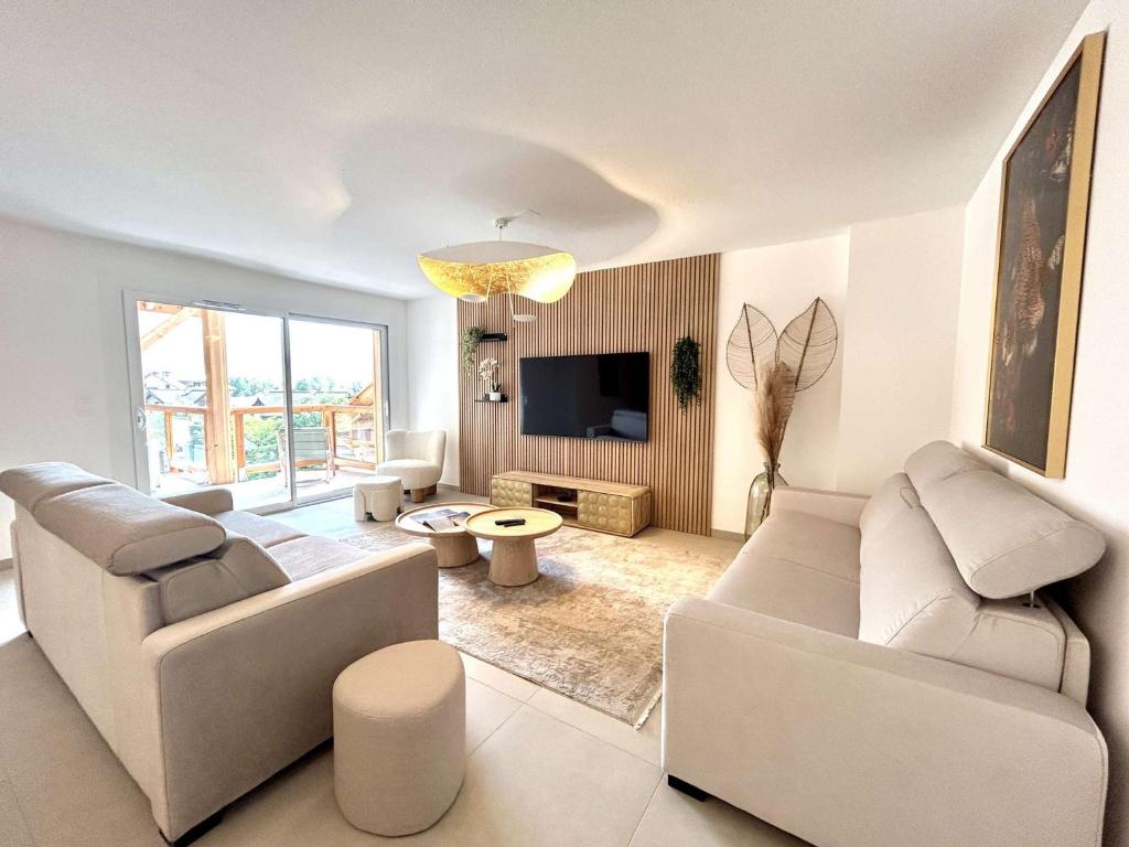 Appartement spacieux 3 pièces au cœur de Briançon - FR-1-330C-153 - 1