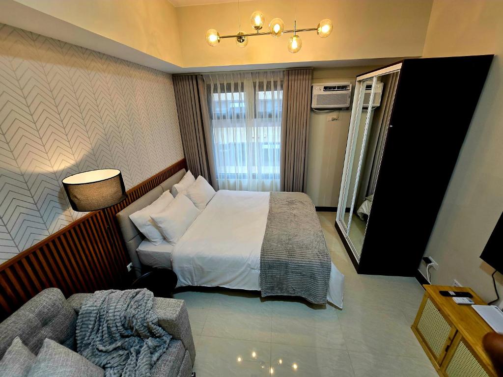 Escalades City Haven One, Manila