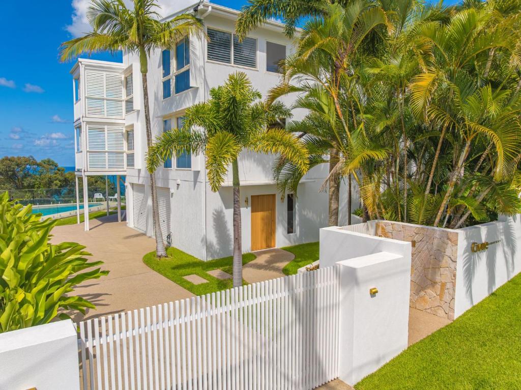 Cvue - Rainbow Beach, Rainbow Beach