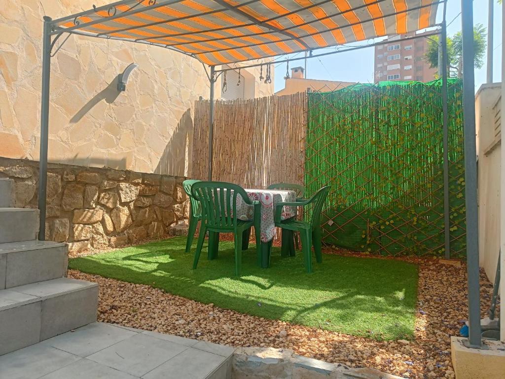 Casa MYA con terreno privado y parking compartido - a 800m de Playa Poniente - 2