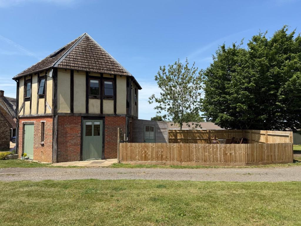 The Round House, Banbury