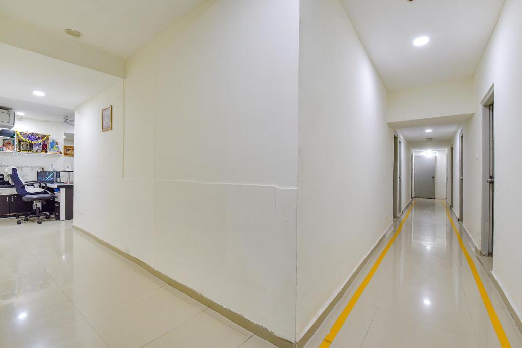 フロント・ロビー