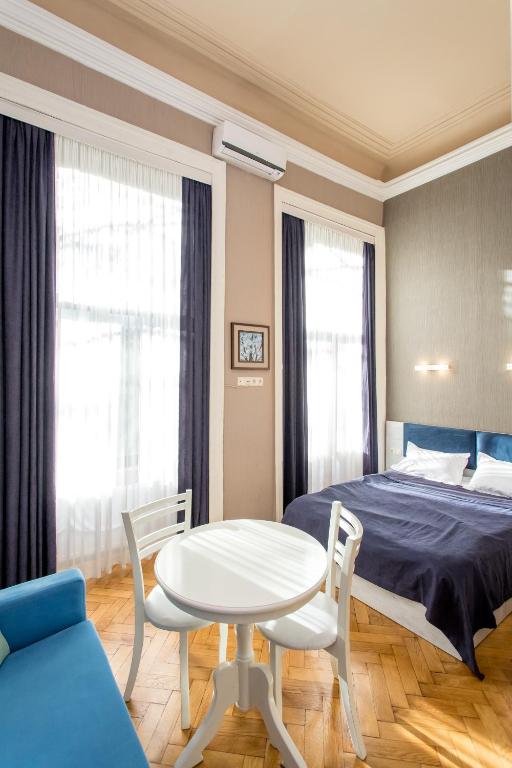 Opera Full Appartment, Tbilisi