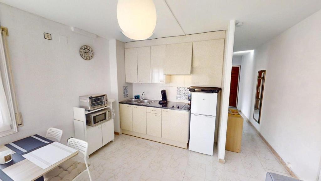 Nice 1-5 con parking privado - 4