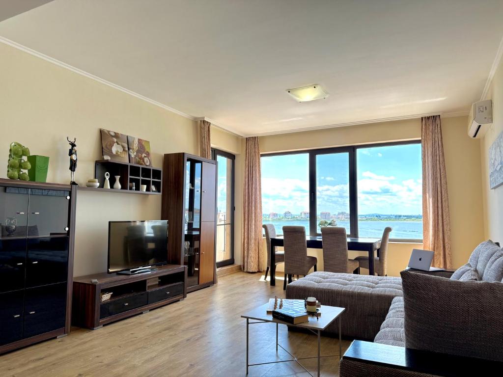 Cosher - Gardenia Palace Apt 11, Pomorie