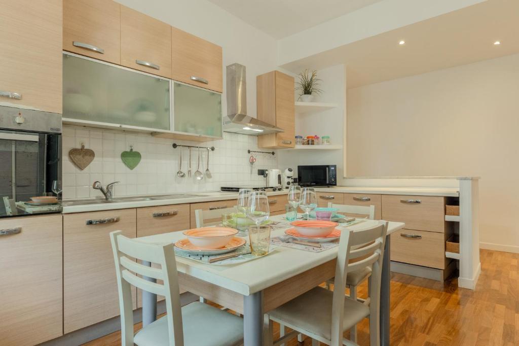 GuestHost - Casa Viviana, La Spezia