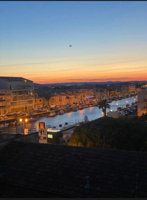 Duplex Lumineux- Vue Canal- Centreville- 5personnes - 2