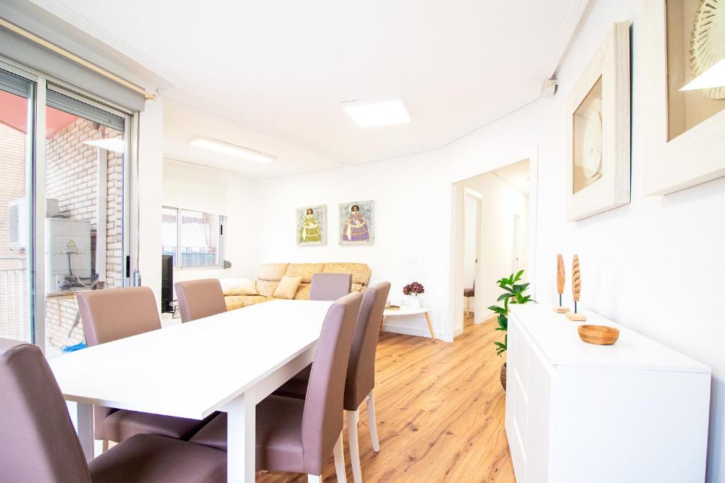 Global Properties, Vivienda centrica de 4 habitaciones, Puerto de Sagunto