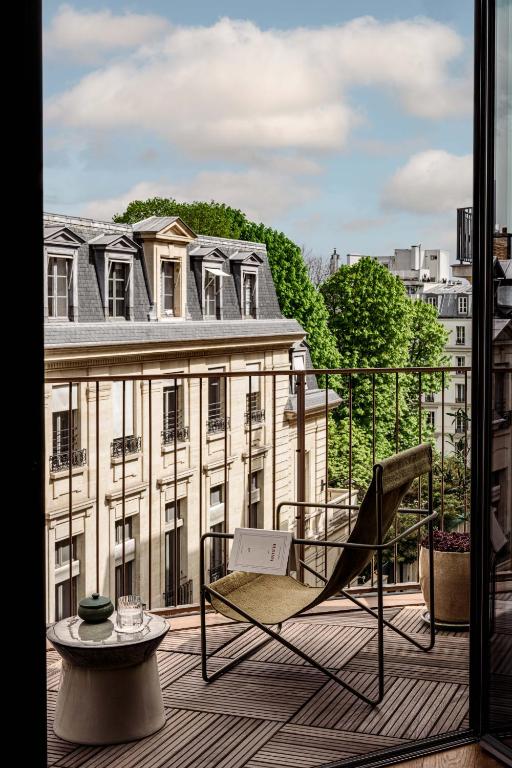Hotel de Vigny Champs Elysees Paris