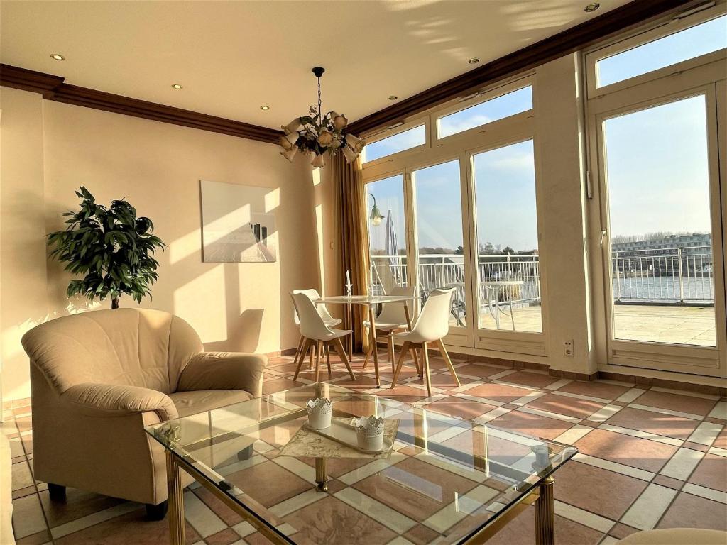 Vorderreihe, Fewo 210, Travemünde