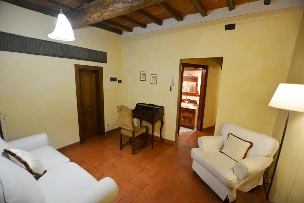 UNYCA - Florence Spacious Apartment - 5