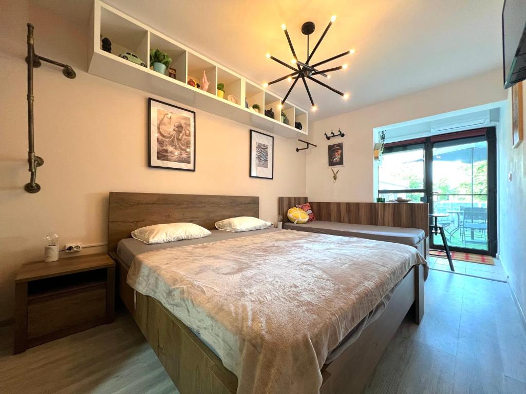 Submarine Studio - Saturn Alpha Residence, Saturn