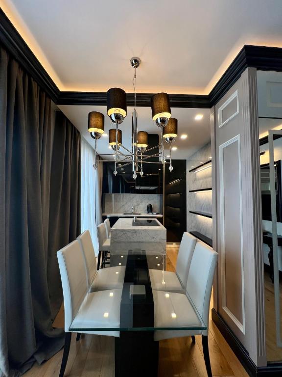 Suite Amendola - Luxury Apartment, Empoli