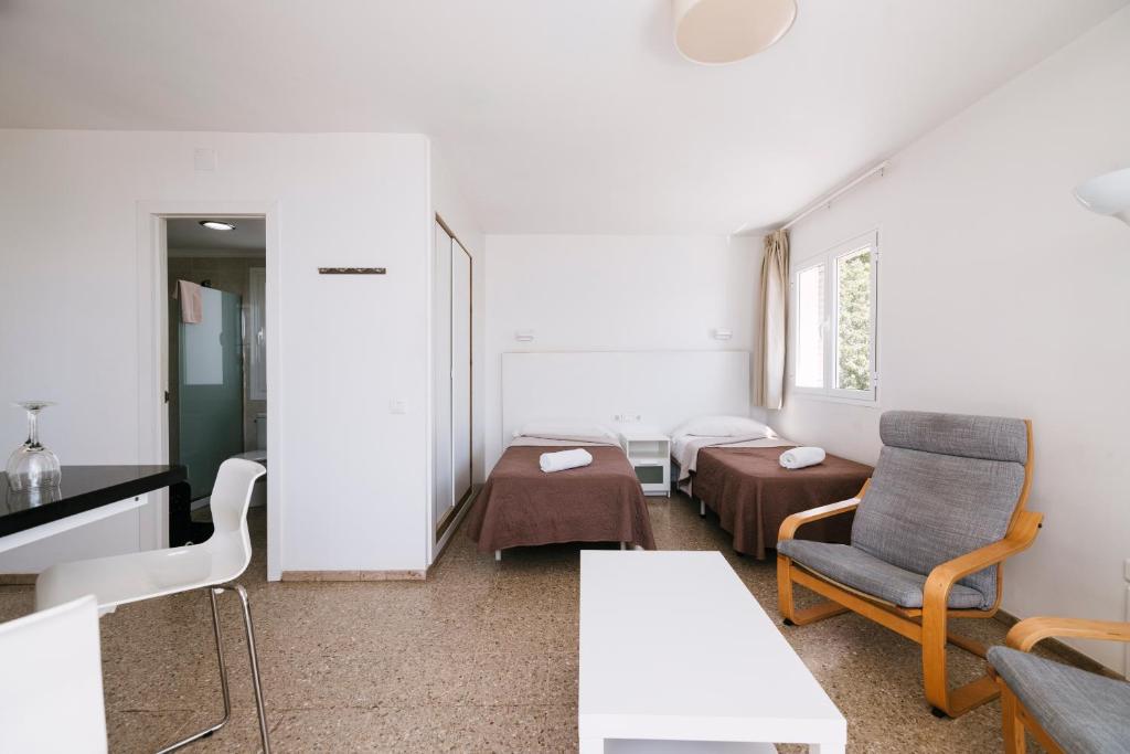 Apartamentos Tarahal — Hotel rooms in San Agustin, Canary Islands
