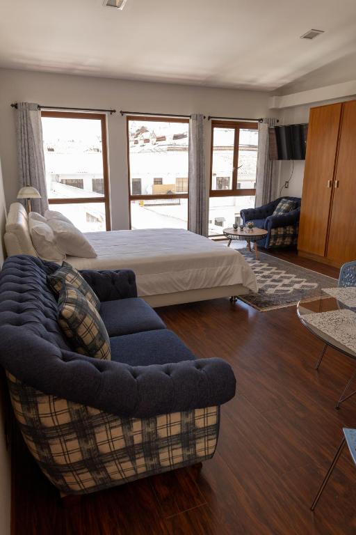 Departamento céntrico con vista - 1