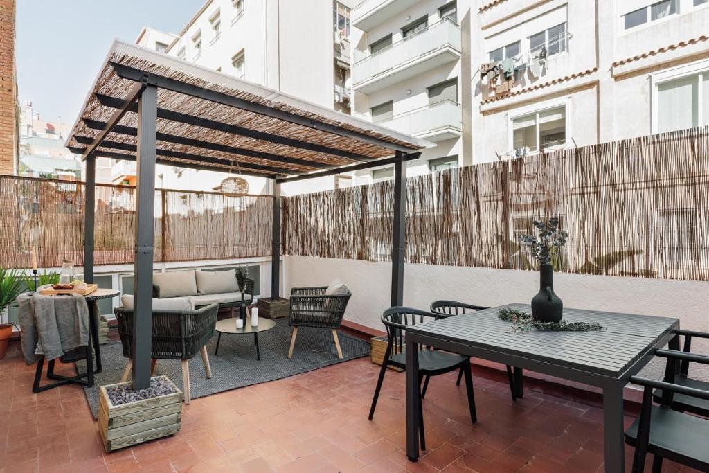 Llaberia - 2 bedrooms in Sant Gervasy, Barcelona