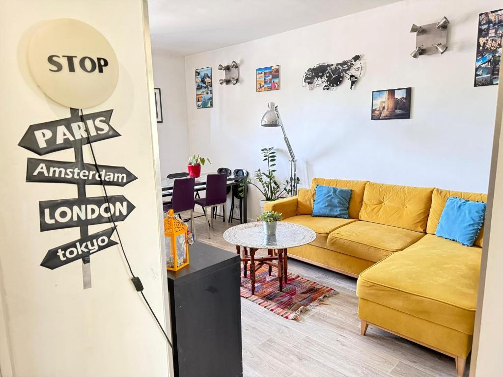 Sweet Home-PARKING GRATUIT - Appartement-proche centre ville-2 chambres - 1