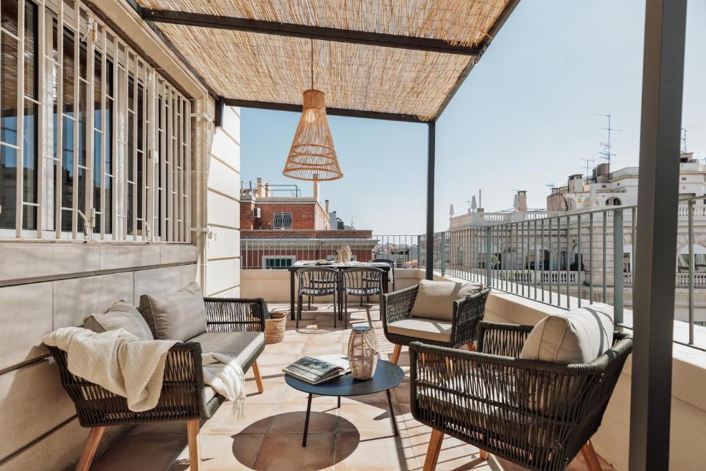 Tamar - 2 bedrooms and terrace in Sant Gervasi, Barcelona