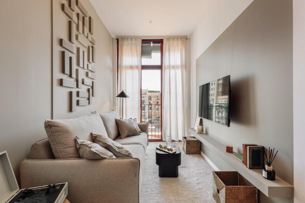 Fageda - 2 bedrooms and balcony in Sant Antoni, Barcelona