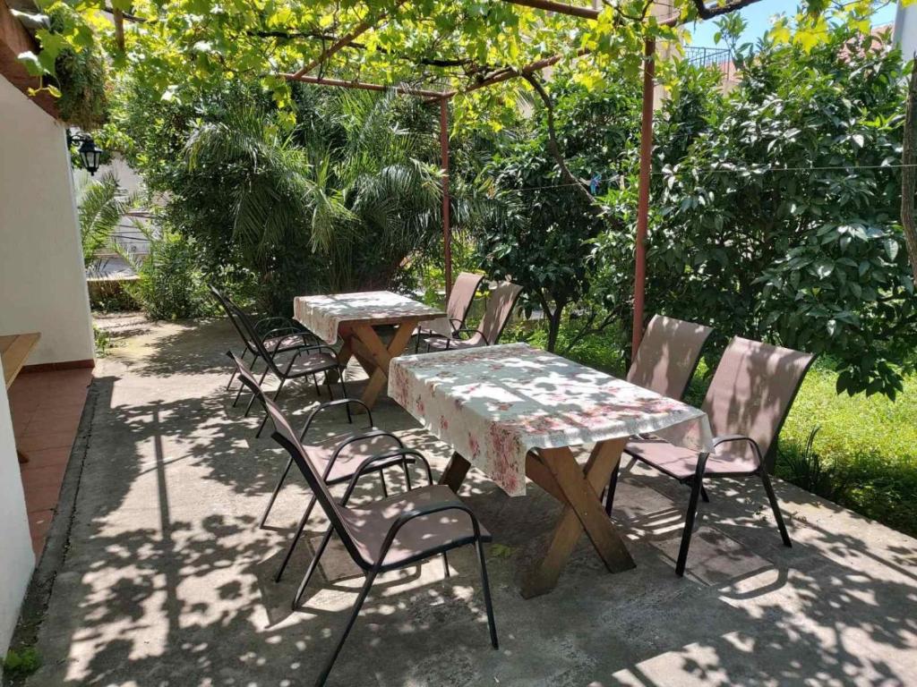 Two Bedrooms Apartment With Garden View - 4