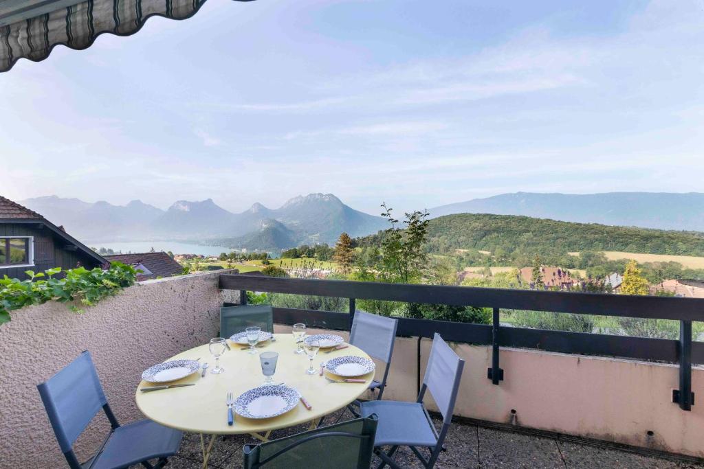 Cabana & Triplex Bleu d'Annecy - Lake View, Terrace, Talloires