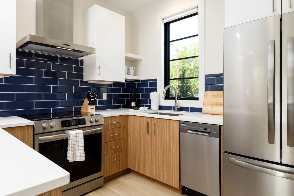 Hamilton Place Bayside Building 301 A, Traverse City