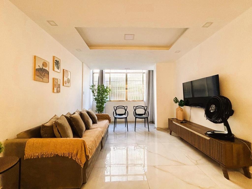 Excelente Dois Quartos na Boêmia de Copacabana, Rio de Janeiro