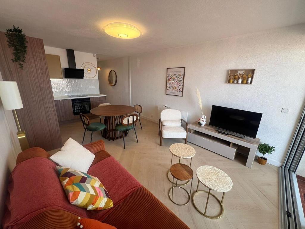 Beautiful apartment with sea view - 4