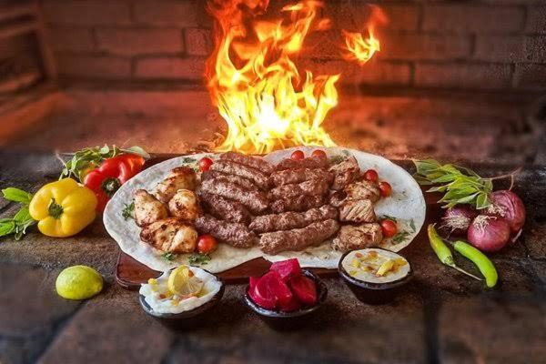 Gateway to the stars camp&restarant, Al Aqālitah