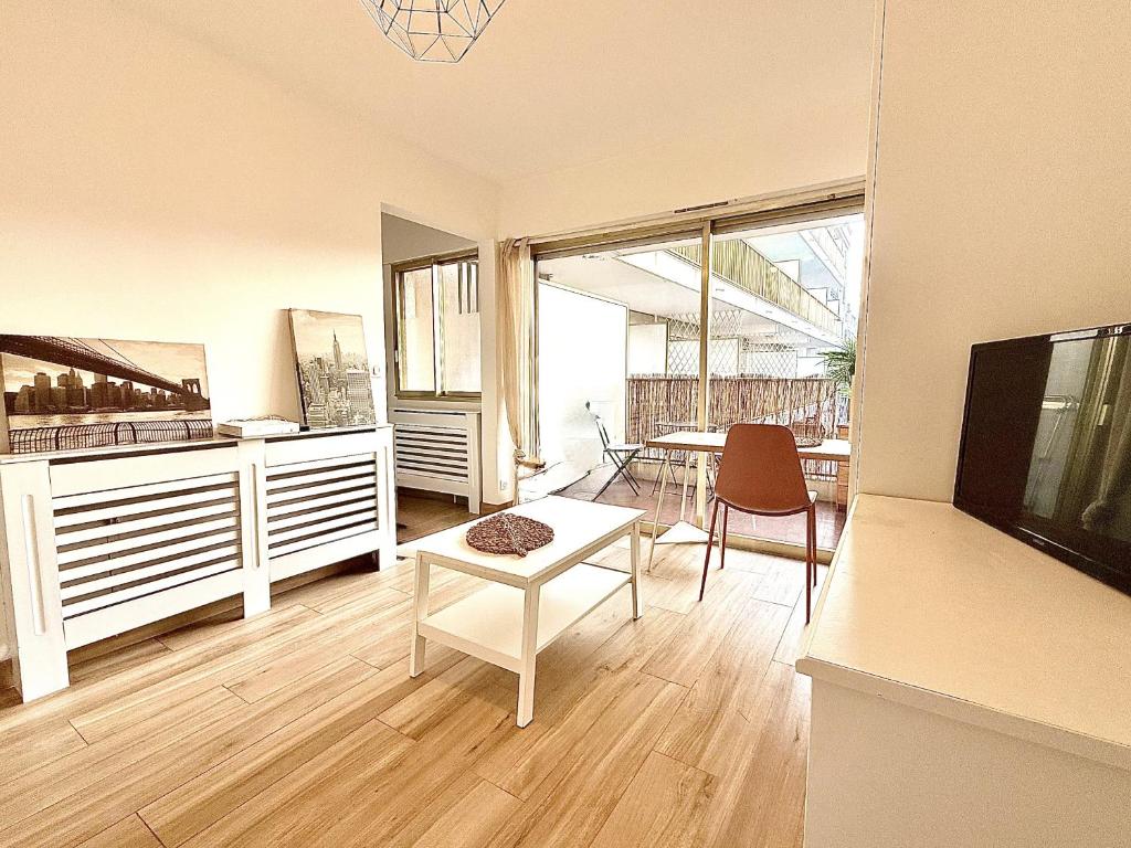 Studio cosy a juan les pins - 1