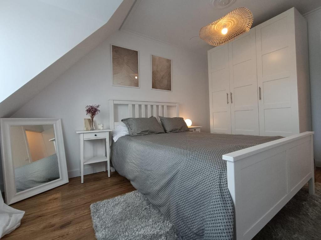 Inés Apartment, O Vicedo