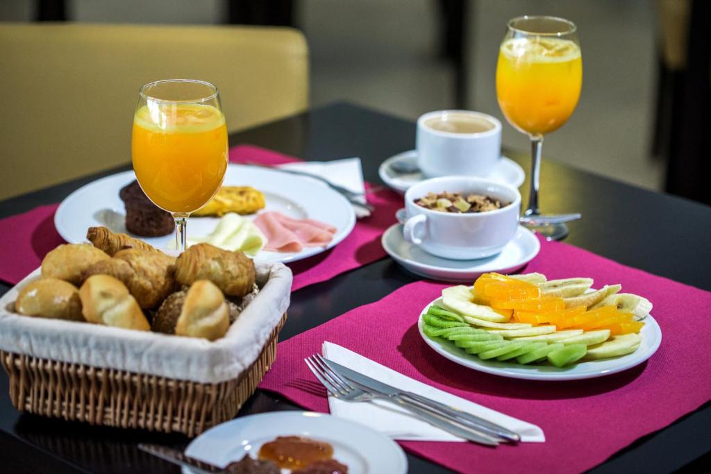 Areias Village Beach Suite Hotel — Restaurant & bars in Albufeira, Faro