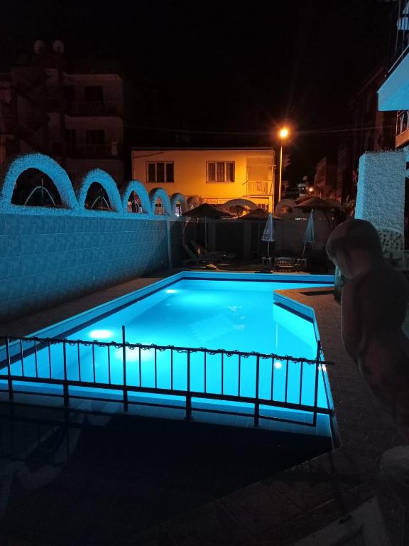 Villa Fortin Pension — Swimming pool in Kuşadası, Aydin
