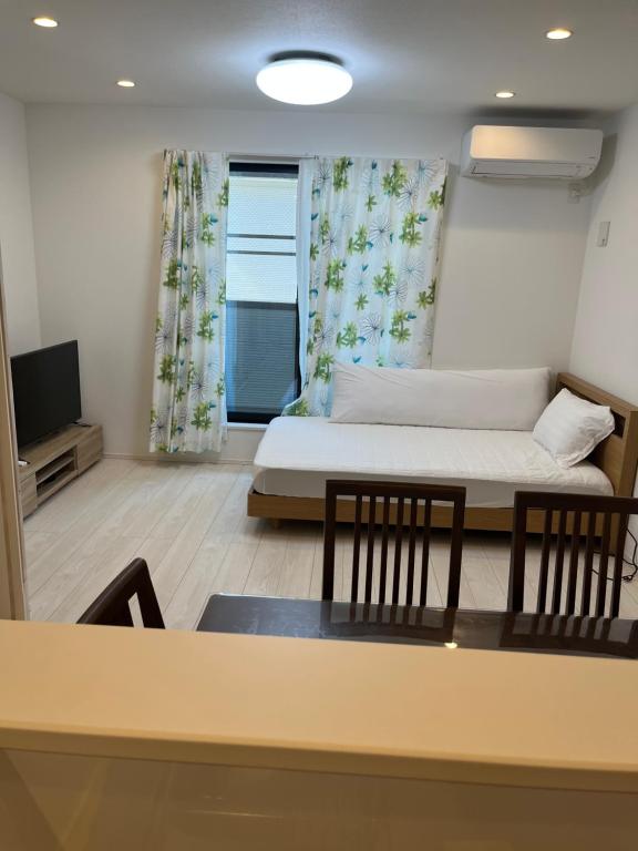 Tokyo Link House Halona-Direct to Shinjuku, Shibuya, Ginza