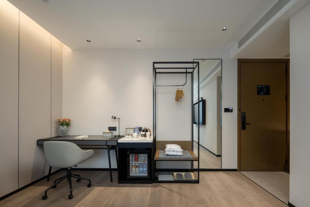 Atour Hotel Hangzhou Pinghai Road Hubin West Lake