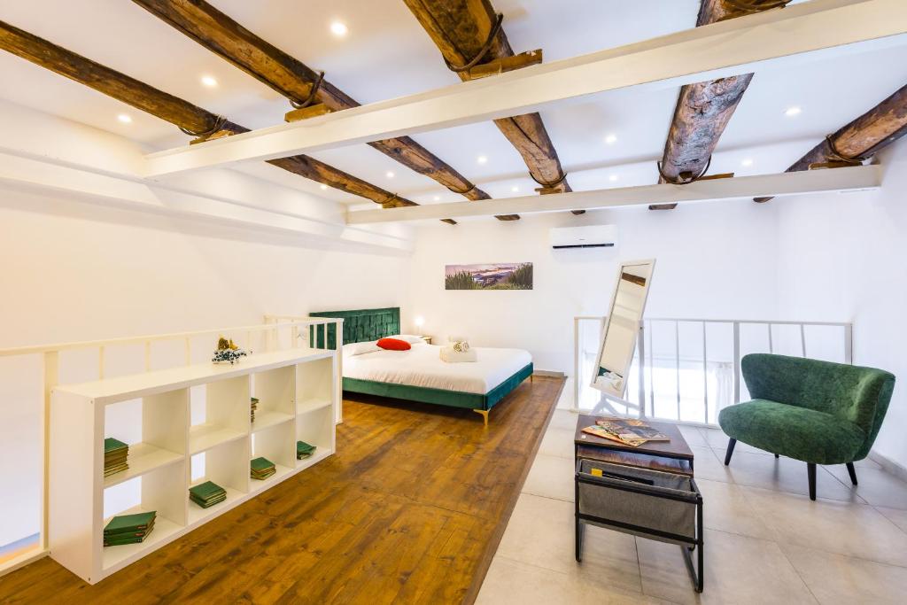 Toledo Heights by NapoliApartments - 2