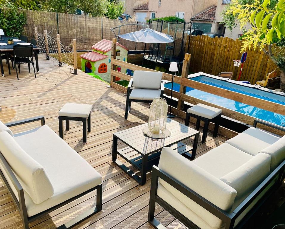 Maison familiale avec jardin et piscine - 1