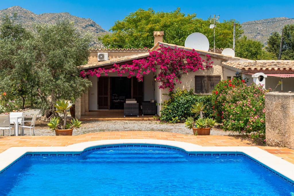 Villa Ca Na Magdalena By homevillas360 - 2