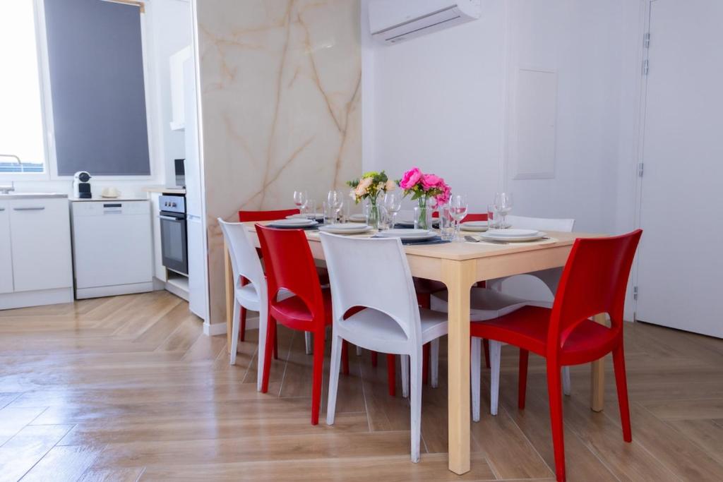 Spacieux appartement 3 pièces 3 SDE, proche mer, Nice