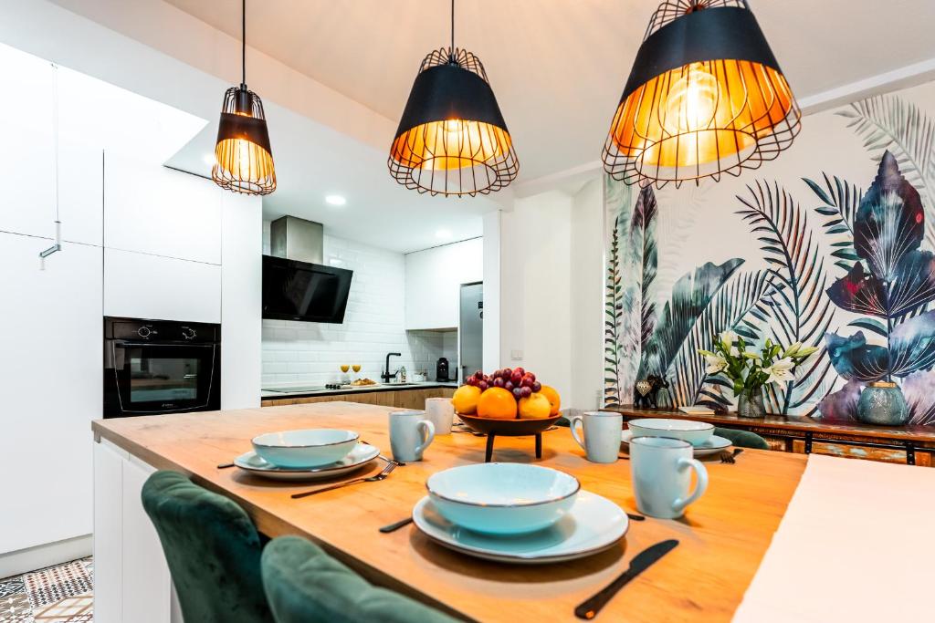 Casa Solsiesta Modern 3BR Townhouse in Gran Alacant with AC and Shared Pool - 1