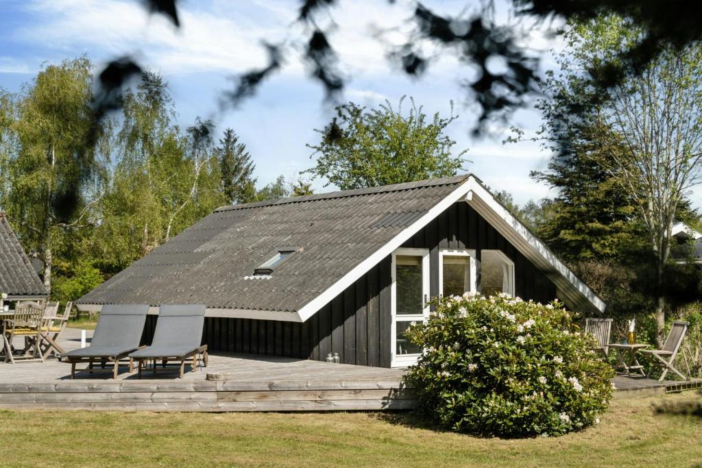 Two Connected Houses By Marielyst Beach, Marielyst