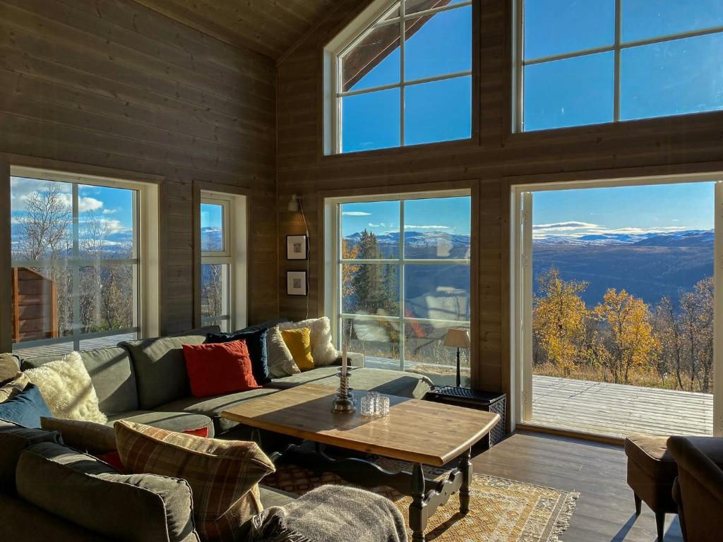 Traditional Cabin With Views Of Hardangervidda, Uvdal