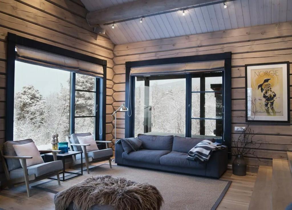 Spacious Mountain Cabin With Lodge Style In Oppdal, Oppdal